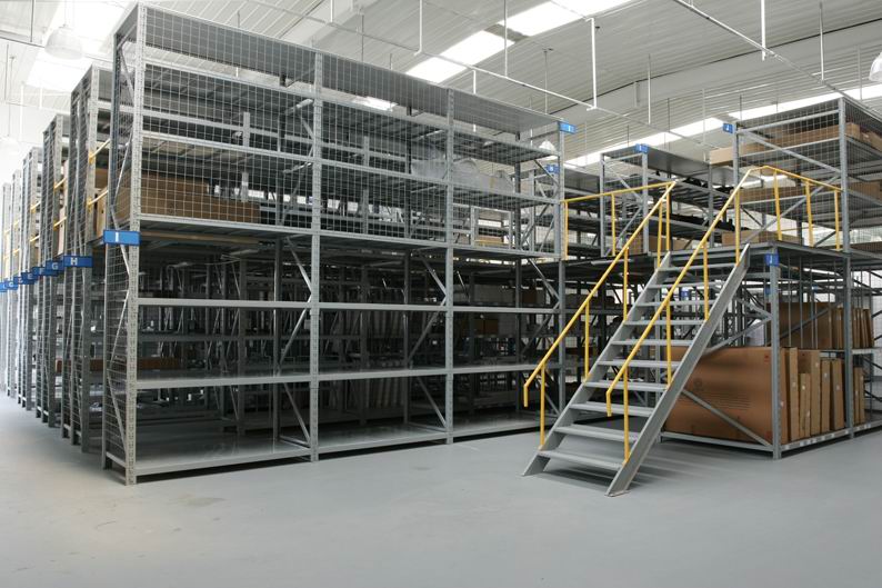 ��¥����